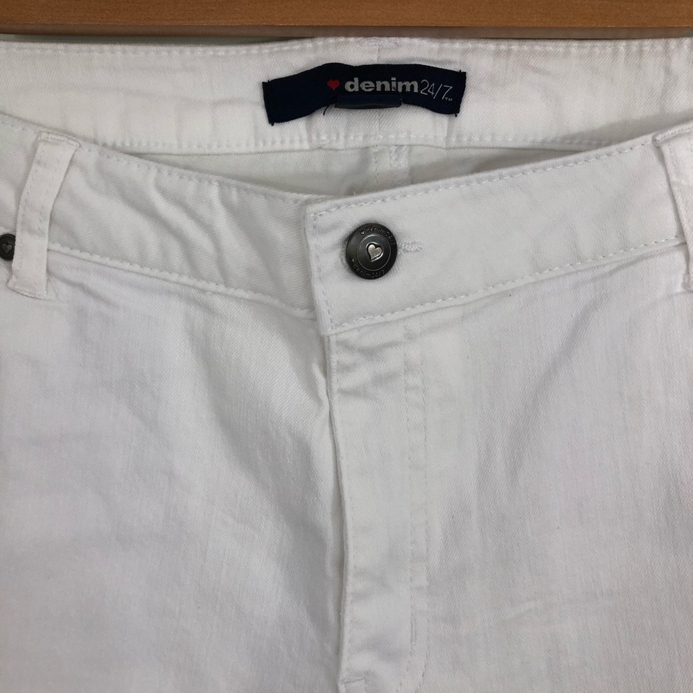 Denim 24/7 petite plus size straight denim jean - Picture 4 of 6